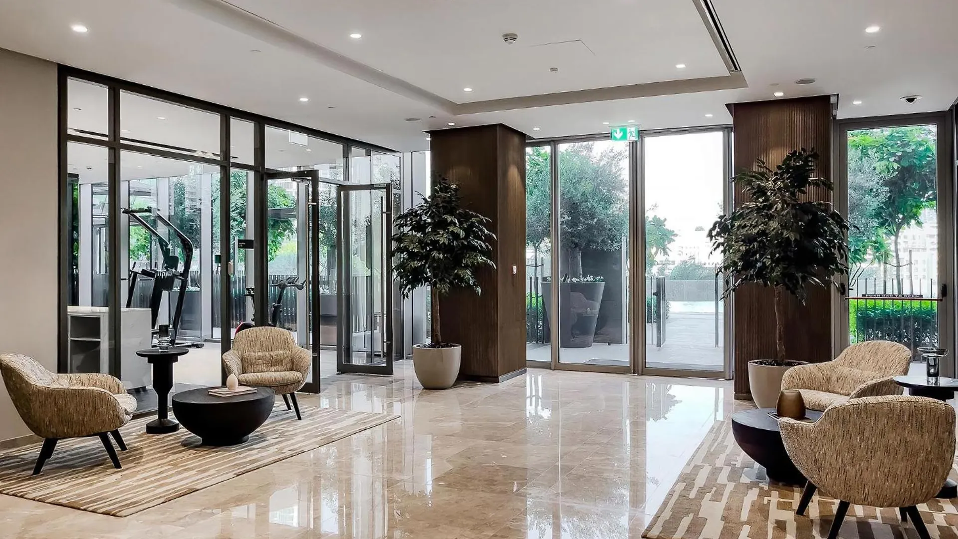 Apartament Stylish 2-Bedroom Luxury Stay In Downtown Dubai With Burj Khalifa & Fountain Views