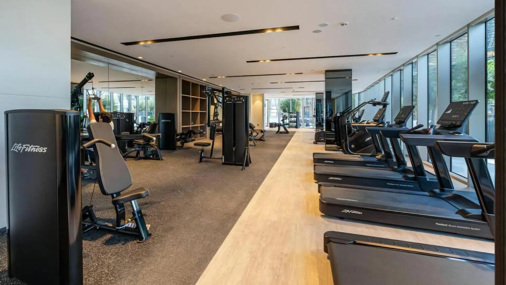 Apartment Stylish 2-Bedroom Luxury Stay In Downtown Dubai With Burj Khalifa & Fountain Views