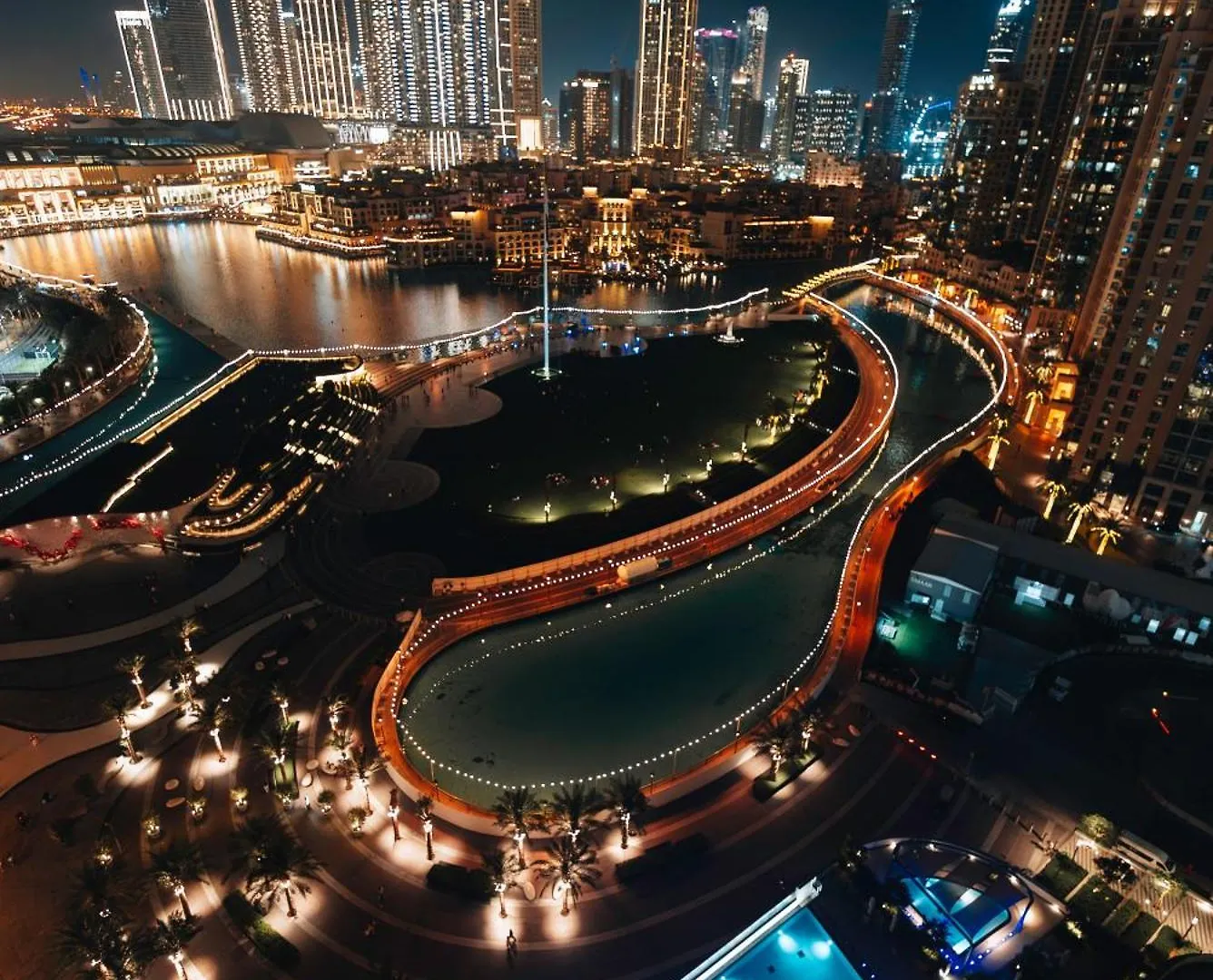 Stylish 2-Bedroom Luxury Stay In Downtown Dubai With Burj Khalifa & Fountain Views Zjednoczone Emiraty Arabskie